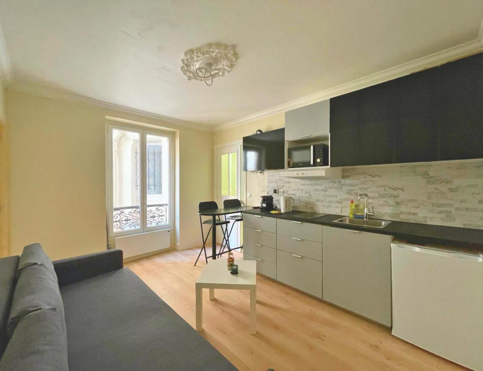 Chambre Lit Double Et Salon Avec Canape-Lit A 10 Minutes Des Champs Elysees Париж Экстерьер фото